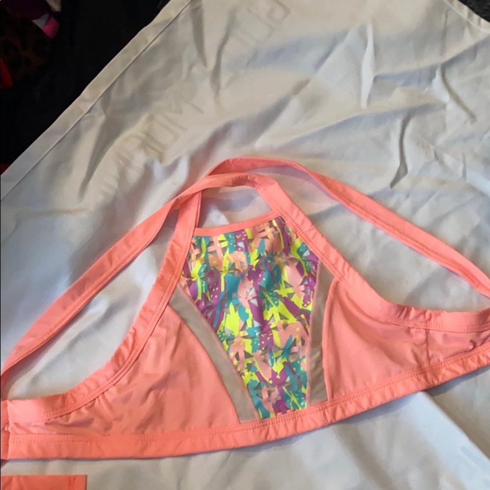 NWOT thrive halter bikini top
